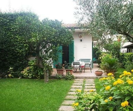 Villa Scimmia Scauri  Εξωτερικό φωτογραφία